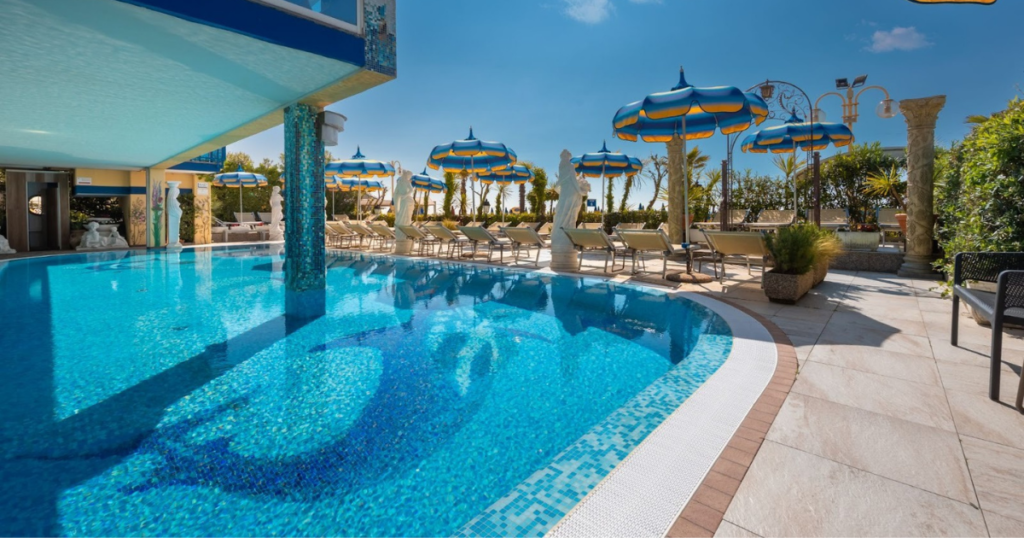 Hotel Napoleon piscina