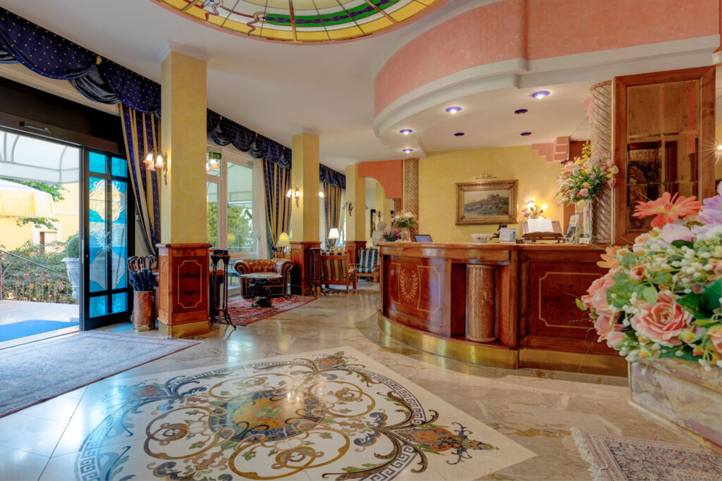 NAPOLEON LOBBY